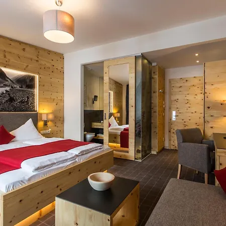 Hotel Kirchenwirt Kaunertal