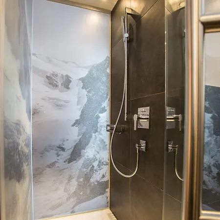 Otel Hotel Kirchenwirt Kaunertal