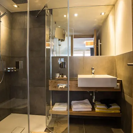 基辛维特酒店 4*