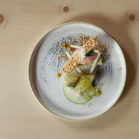 Kirchenwirt 4* カウナータール